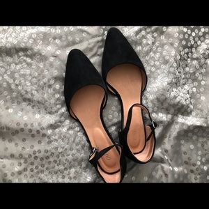 Ankle strap shoes